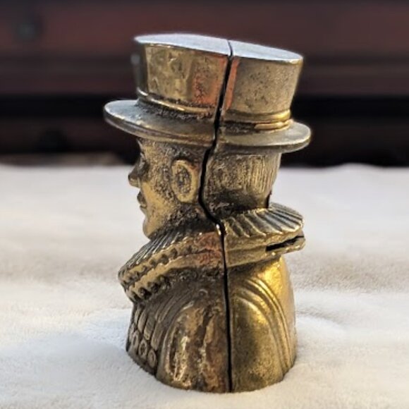 O1 1950's -1960's BEEFEATER Money Box Bust of Yeoman Warder - Picture 4 of 7